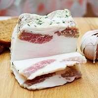 Сало подорожчало на 20%